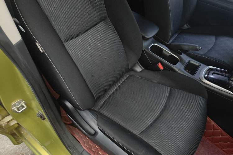 Used Nissan Tiida 2016 1.6L CVT Cool Dynamic Edition Right Front Seat