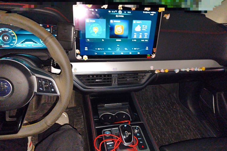 Used BYD Tang New Energy 2018 DM 2.0T All-Wheel Drive Smart Connect Elite 7-Seater China V Emission Standard