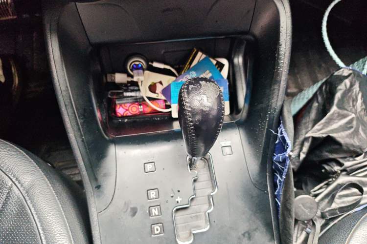 Used Hyundai ix35 2013 2.0L Automatic Two-Wheel Drive Smart GLS China IV Standard