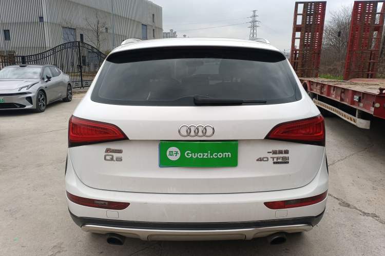 Used Audi Q5 2017 Plus 40 TFSI Technology Model
