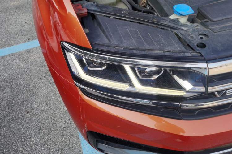 Used Volkswagen Teramont X 2019 530 V6 Four-Wheel Drive Prestige Flagship Edition Right Front Headlight