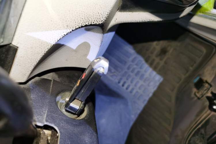 Used Jinbei New Hiace X30L 2016 1.5L Wealth Edition DLCG14 Vehicle Key