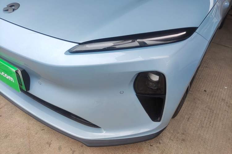 Used Nio ET5 2022 75 kWh Left Front Headlight