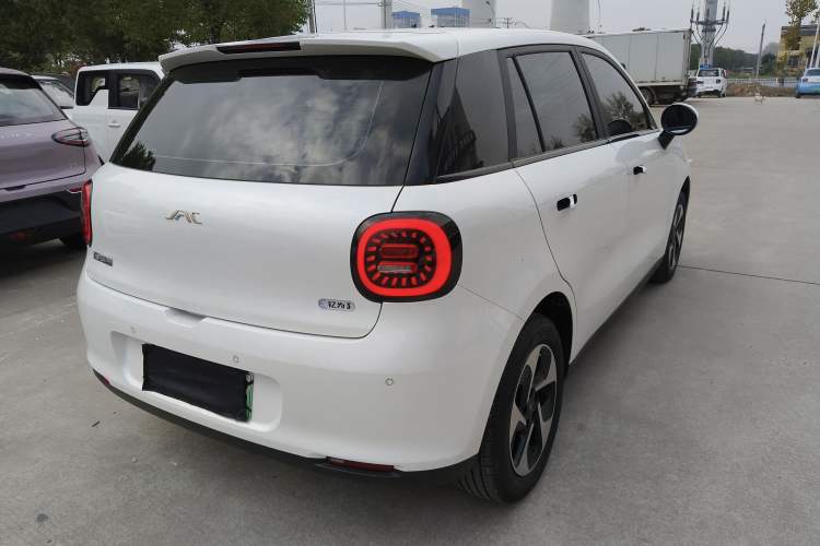 Used JAC Yiwei 3 2023 405km Lite