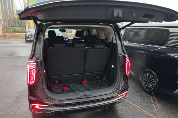 Used Hongqi HQ9 PHEV 2024 2.0T Four-Wheel Drive Business Edition