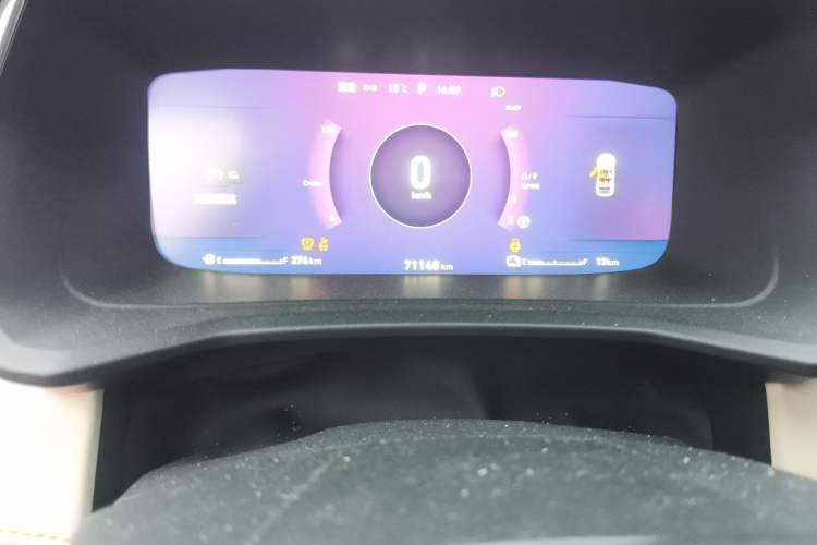 Used Lynk & Co 06 EM-P 2022 PHEV 84 km Range Pro Version