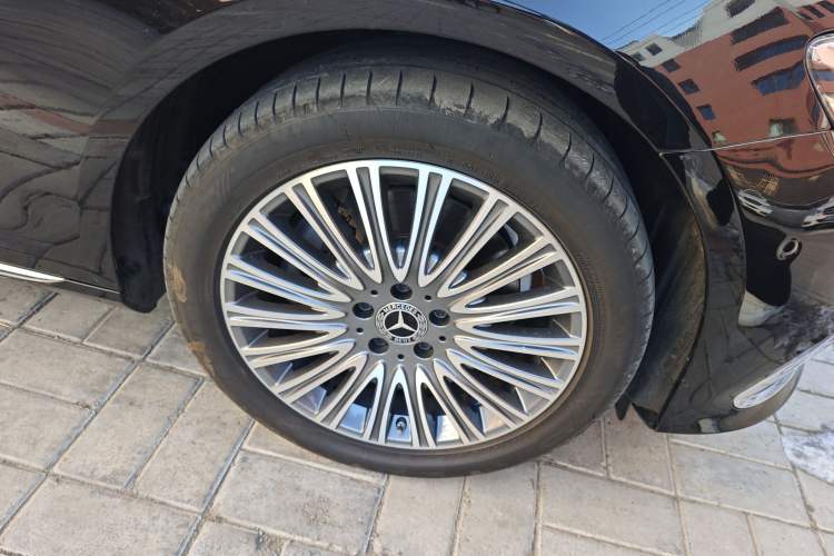 Used Mercedes-Benz E-Class 2023 Updated E 300 L Fashion Edition