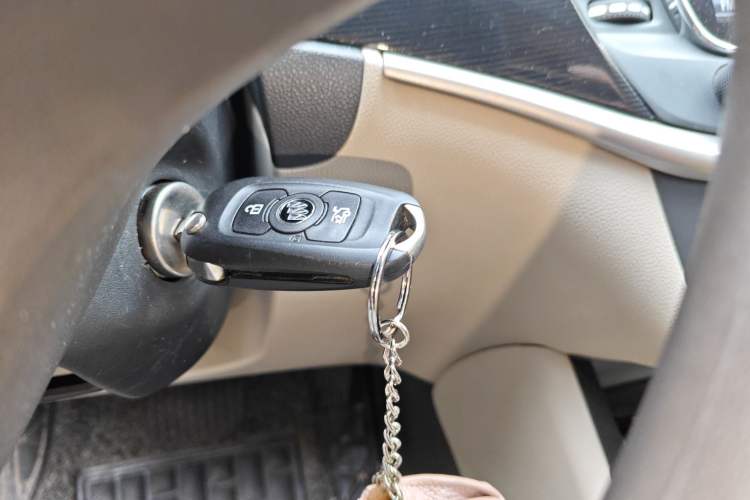 Used Buick Verano 2017 Sedan 15S Automatic Leading Model Vehicle Key