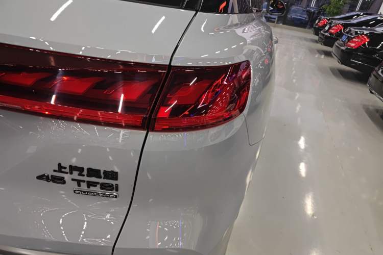 Used Audi Q6 2024 45 TFSI quattro Qiyun Edition Yulin Package 7 Seats
