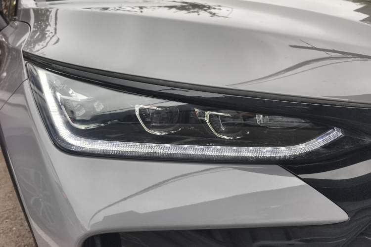 Used BYD Tang New Energy 2025 Intelligent Driving Version DM-i 115KM Flagship Edition Right Front Headlight