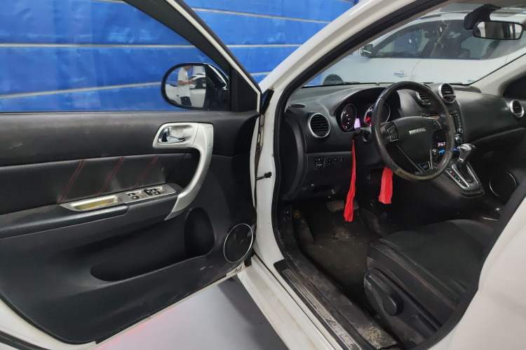 Used Haval H6 2016 Upgraded Model 1.5T Automatic Two-Wheel Drive Elite Version