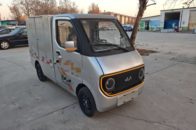 Used Neomor D01 2023 Van – Comfort Version