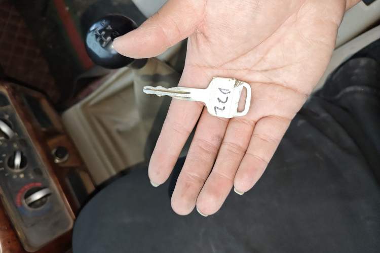 Used Nissan D22 2013 2.4L Gasoline Two-Wheel-Drive Standard Model