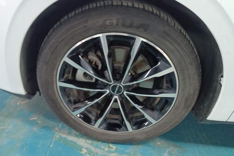 Used Roewe D7 2025 DMH 125km World Champion Edition