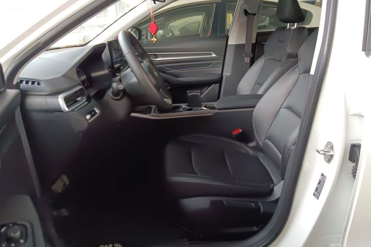 Used Geely Auto Emgrand 2022 4th Generation 1.5L CVT Luxury Model Left Front Seat