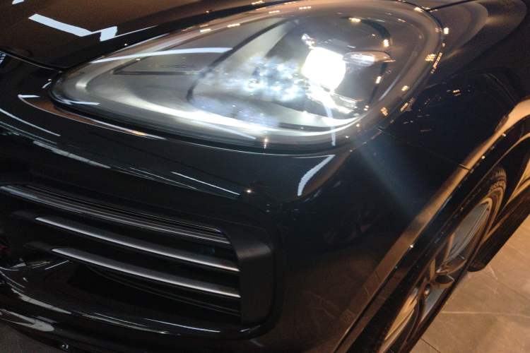 Used Porsche Cayenne E-Hybrid 2022 Cayenne E-Hybrid 2.0T Platinum Edition Left Front Headlight