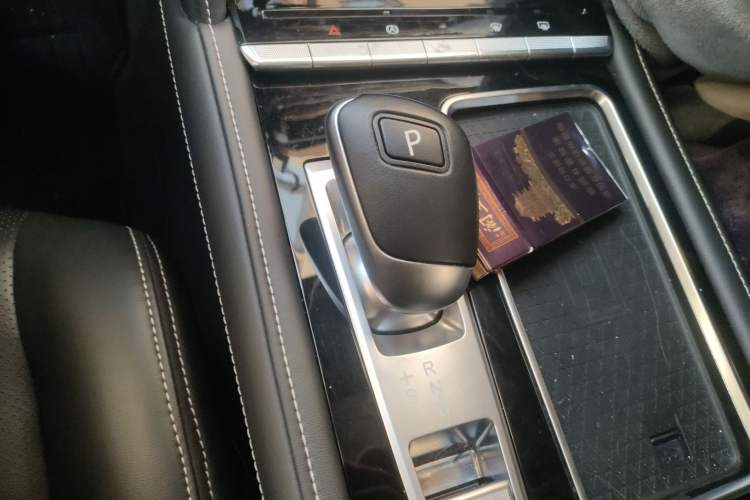 Used Venucia Star 2020 260T Automatic 48V Mild Hybrid Turbocharged Star Edition