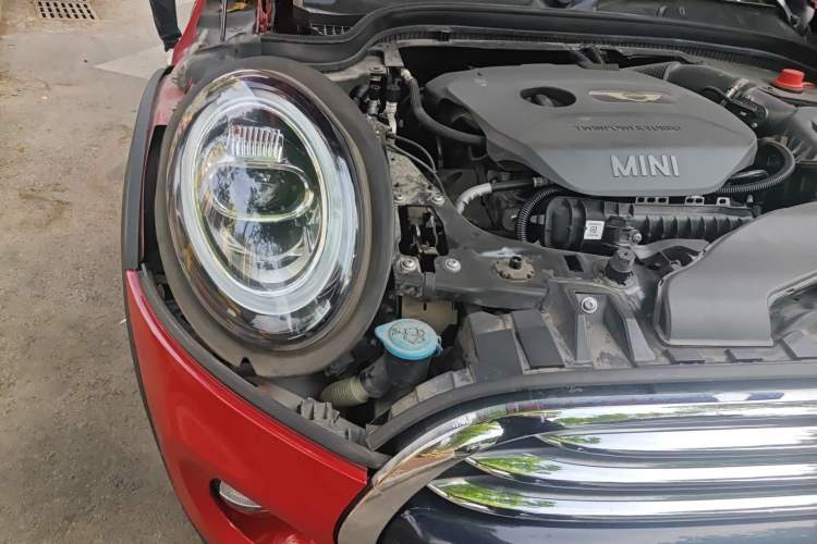 Used MINI 2016 1.5T COOPER Right Front Headlight