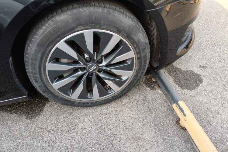 Used Audi A6L 2019 45 TFSI Prestige Elegant Edition Right Front Wheel Hub