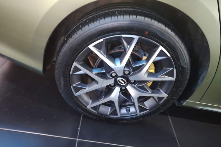 Used GAC Trumpchi EMPOW 2021 270T DCT J16 Version
