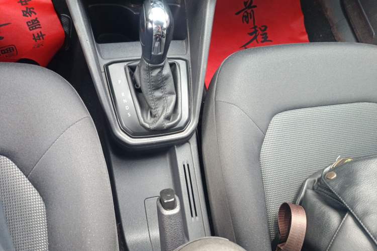 Used Volkswagen Jetta 2019 Dream Edition 1.5L Automatic Fashionable Version