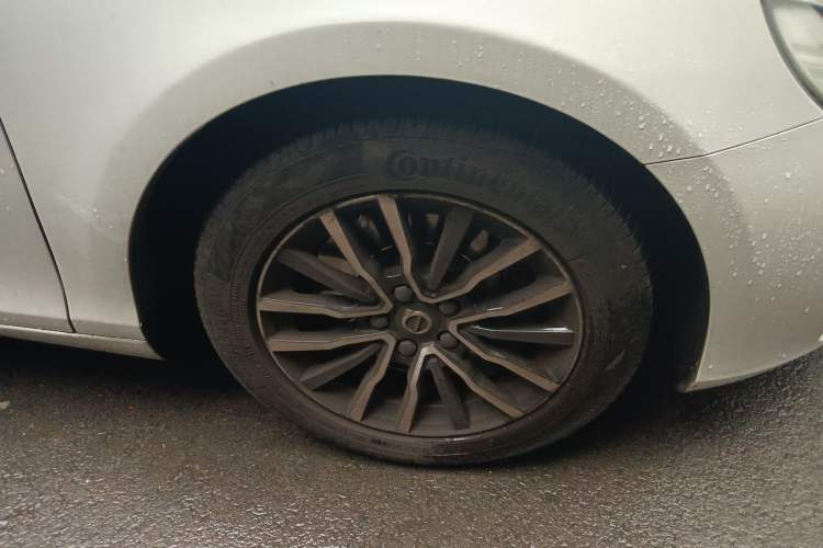 Used Volvo V40 2019 T3 Zhiyi Edition