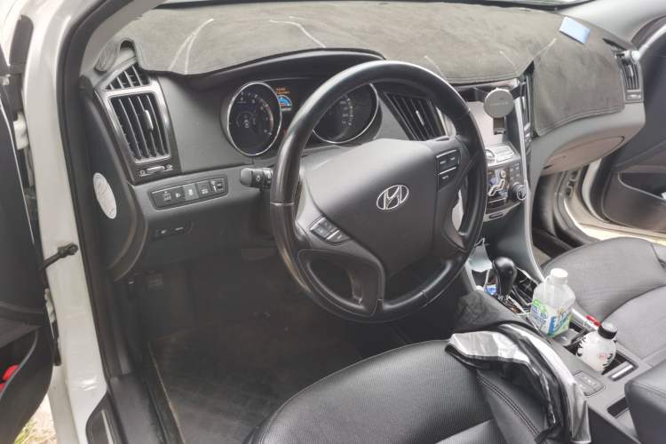 Used Hyundai Sonata 2013 2.0L Automatic Luxury Edition
