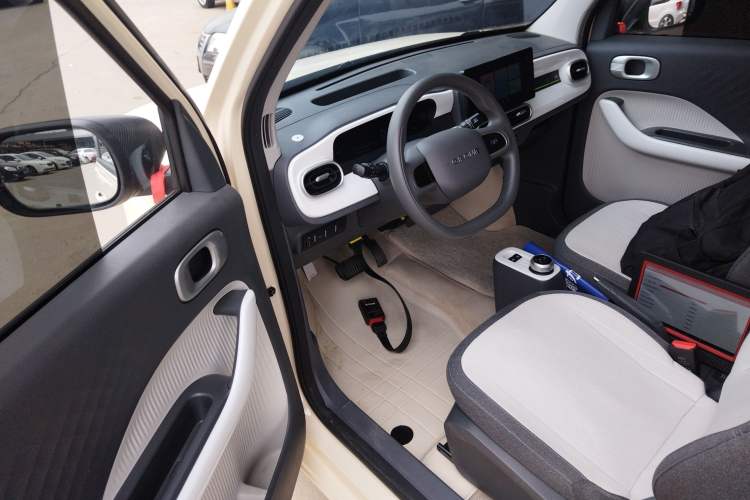 Used Geely Galaxy Panda 2025 210 km – Yuanqi Bear
