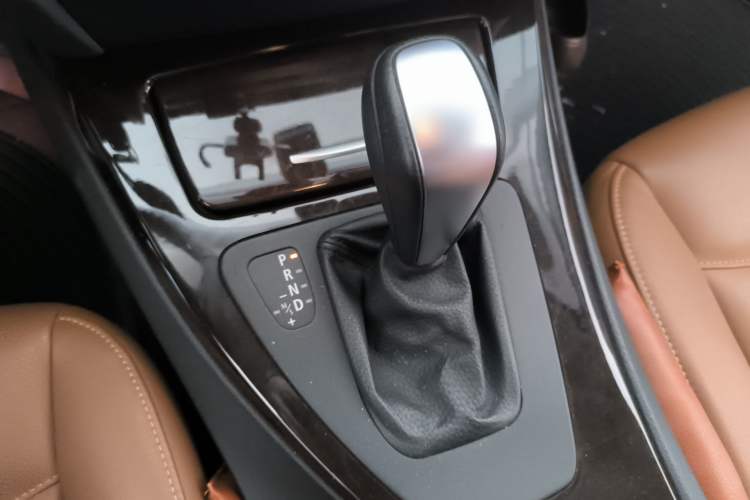 Used BMW 3 Series 2011 320i Sport Edition
