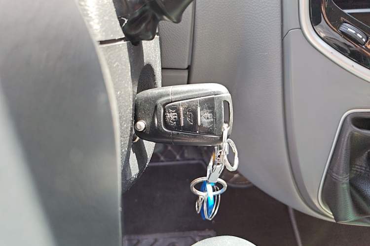 Used SAIC MAXUS Xintu V80 
