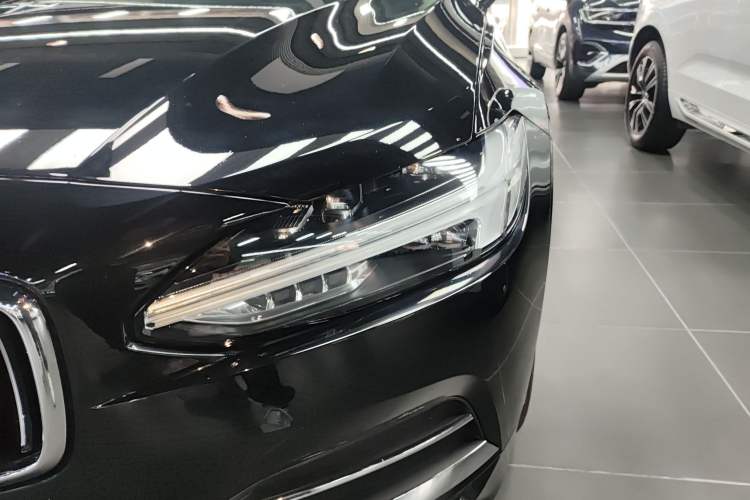 Used Volvo S90 2020 Facelifted T5 Zhiyi Luxury Edition