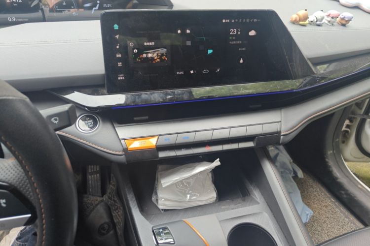 Used CHANGAN UNI-V 2022 1.5T Prestige Version Audio And AC Panel