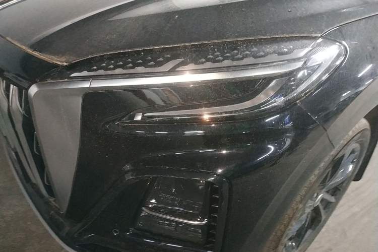 Used Hongqi HS3 PHEV 2025 Model 125km Jingwei PLUS 2 Millionth Anniversary Edition
