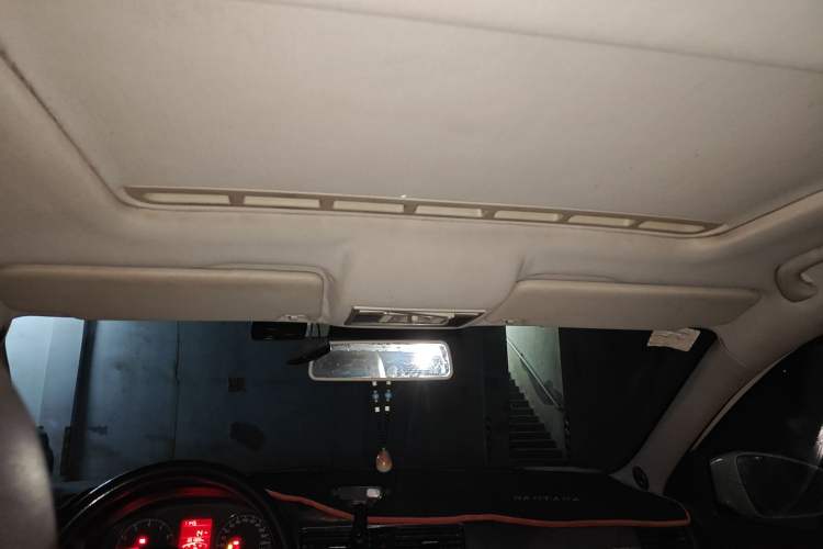 Used Volkswagen Santana 2013 1.4L Manual Comfort Edition Headliner