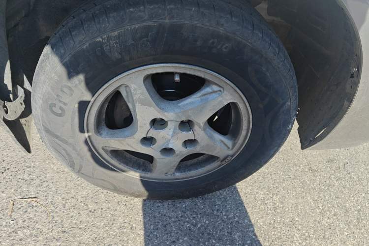 Used FORTHING Lingzhi 2013 M3 1.6L 7-Seater Comfort Model
