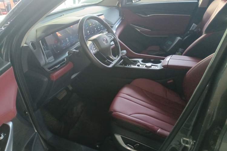 Used Changan CS75 PLUS 2020 1.5T Automatic Luxury Version
