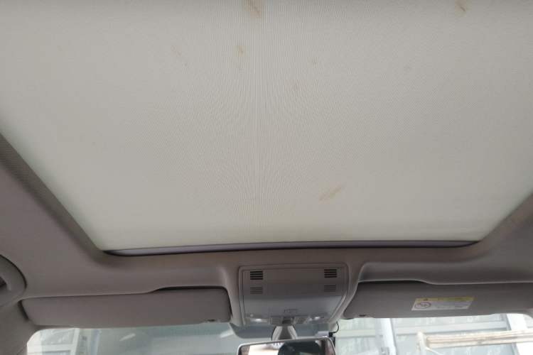 Used Volkswagen Tayron 2019 330TSI Two-Wheel-Drive Luxury Version China V Emission Standard
