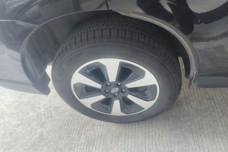 Used Subaru Forester 2016 2.0i Luxury Navigation Edition Right Rear Wheel Hub