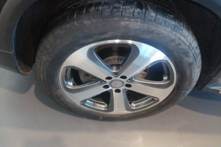 Used Mercedes-Benz GLC 2016 GLC 300 4MATIC Dynamic Model
