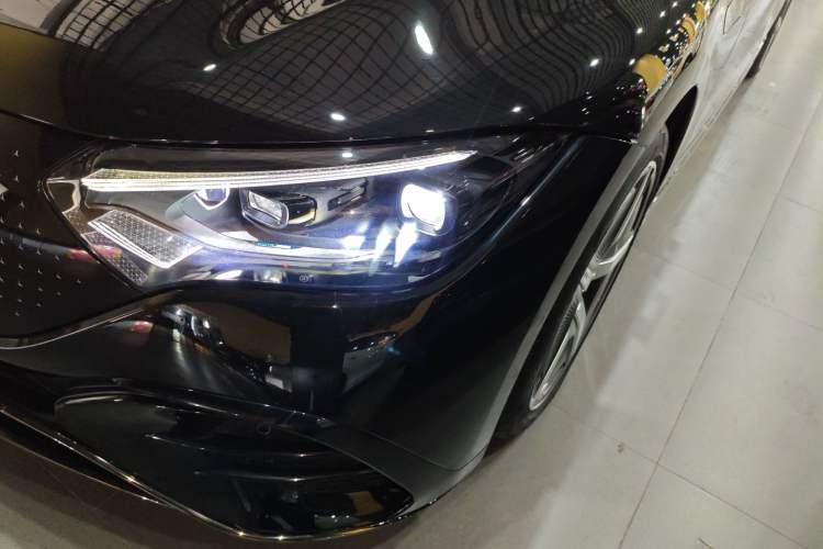 Used Mercedes-Benz EQE 2022 350 First Edition Special Version
