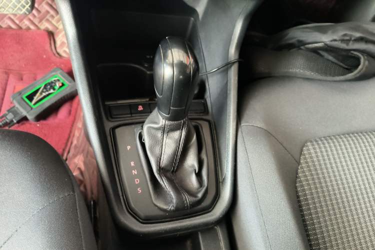 Used Volkswagen Santana 2021 1.5L Automatic Fashion Edition Gear Lever