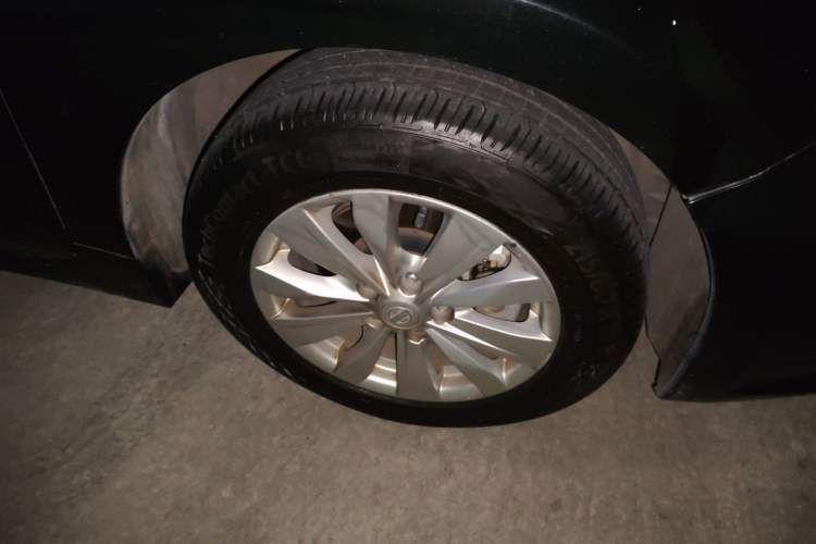 Used Nissan Teana 2016 Revised Version 2.0L XL Comfort Edition Right Front Wheel Hub