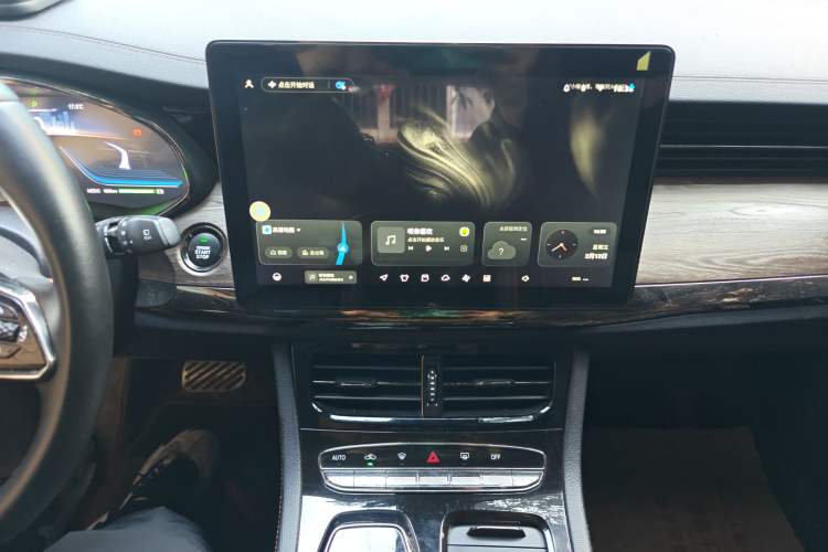 Used Skyworth HT-i 2022 1.5L PHEV 205KM ZhiXing Edition Plus
