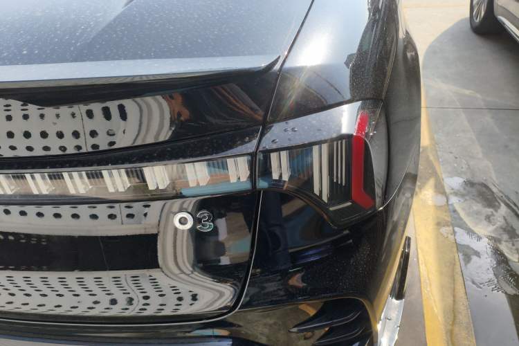 Used Lynk & Co 03 2023 1.5TD DCT JingPro
