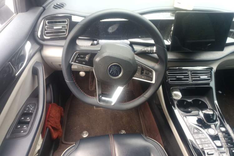 Used BYD Qin PLUS 2021 DM-i 55KM Prestige Model
