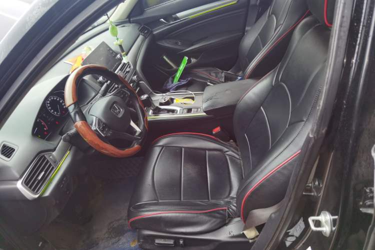 Used Honda Accord 2018 260TURBO Elite Edition China V Left Front Seat