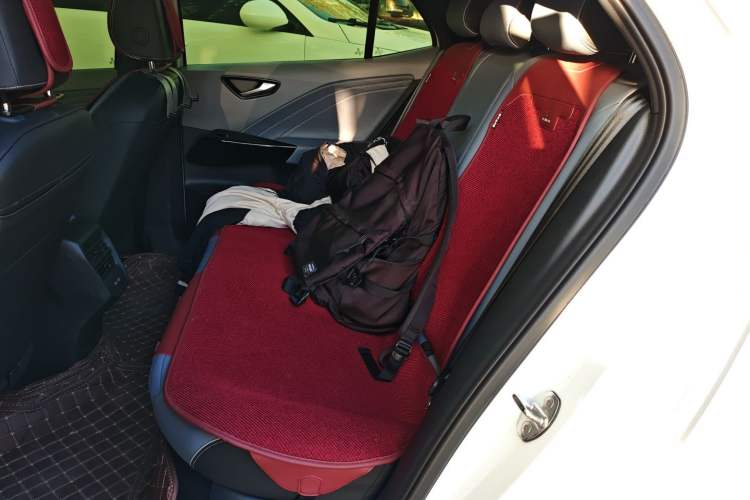 Used Volkswagen ID.3 2025 Revised Version Smart Edition Outstanding Grade Left Rear Seat