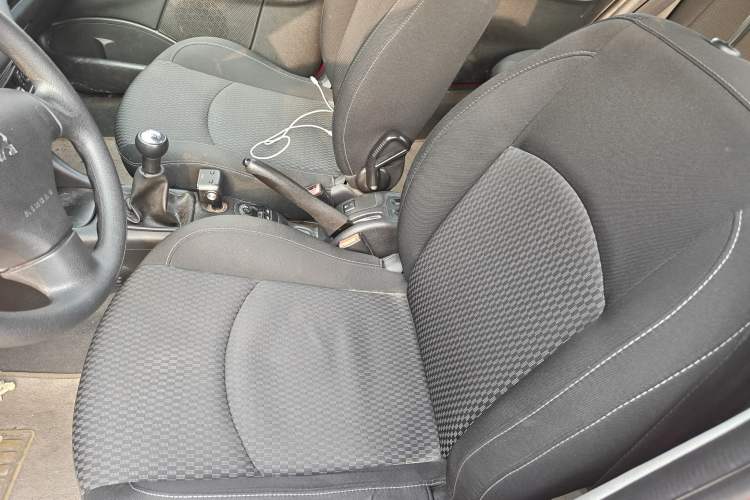 Used Peugeot 207 2011 Sedan 1.4L Manual Yule Edition