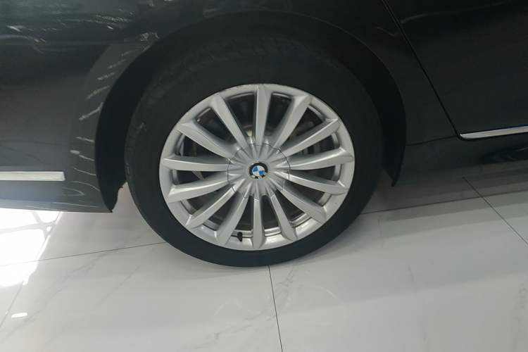 Used BMW 7 Series 2018 730Li Leading Model Excellence Package