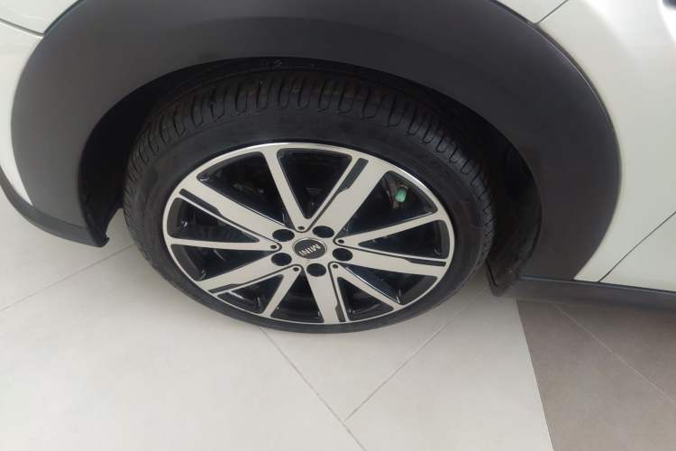 Used MINI 2023 Updated 1.5T COOPER Artist Five-Door Edition Exterior 4